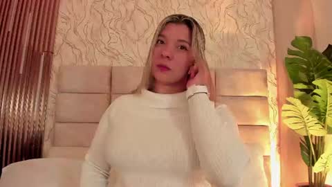 gaia_stonne online show from July 8, 12:31 pm