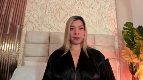 gaia_stonne online show from July 28, 12:48 pm