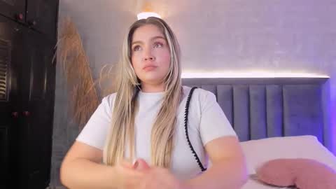 Gaia Baker  online show from March 9, 12:09 pm