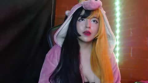 Kate 3 online show from February 17, 7:10 pm