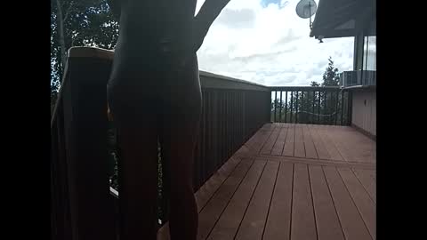 Snapshot of gala_starr chatting on December 18, 9:29 pm Ms. Fit online show from December 18, 9:29 pm