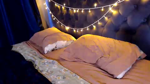 My name Lou 3 online show from February 3, 7:57 am