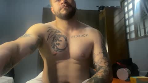 Snapshot of galego_df chatting on March 27, 11:10 am galego_df online show from March 27, 11:10 am