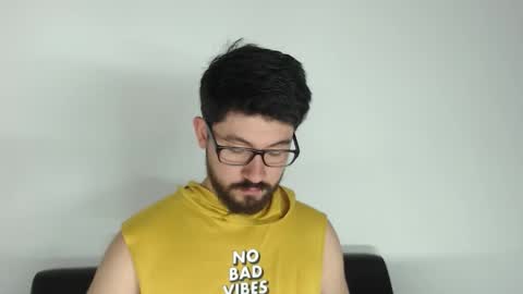 Gari online show from November 5, 9:59 pm