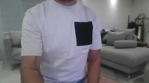 Snapshot of galoricardo10 chatting on October 27, 5:55 am galoricardo10 online show from October 27, 5:55 am