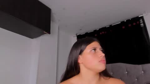 Snapshot of game_with_lesbians_ chatting on October 17, 11:29 pm game with lesbians online show from October 17, 11:29 pm