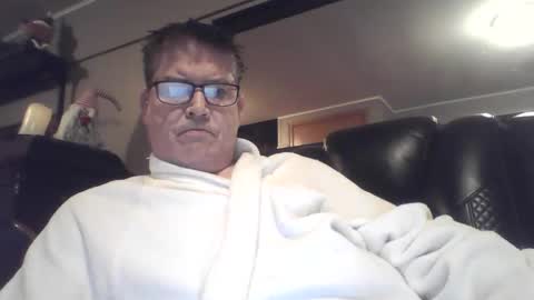 Snapshot of gameon1969 chatting on January 5, 4:47 am gameon1969 online show from January 5, 4:47 am