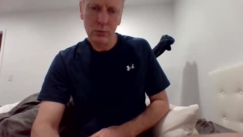 gamerboy200 online show from December 18, 3:34 am