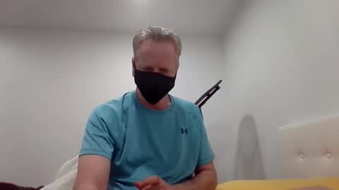 Snapshot of gamerboy200 chatting on May 20, 12:39 am gamerboy200 online show from May 20, 12:39 am