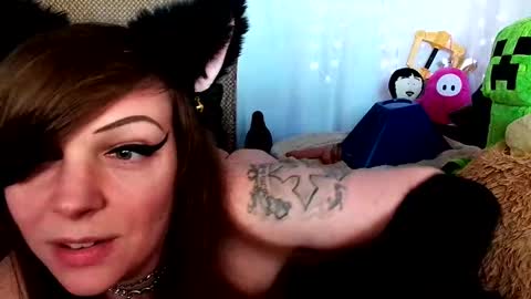 GamerGirlRoxy online show from February 28, 10:06 pm