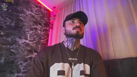 Chris  Dont forget to gift me thumb up Its very important to me and makes me happy AF  online show from March 23, 6:28 am