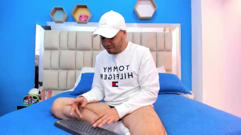 Snapshot of garcia_jacob_ chatting on October 15, 7:14 pm garcia_jacob_ online show from October 15, 7:14 pm