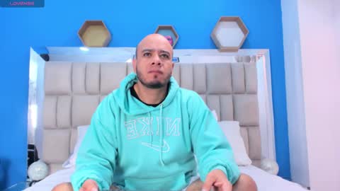 Snapshot of garcia_jacob_ chatting on November 16, 12:00 pm garcia_jacob_ online show from November 16, 12:00 pm