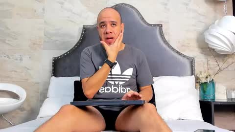 Snapshot of garcia_jacob_ chatting on November 30, 12:09 pm garcia_jacob_ online show from November 30, 12:09 pm