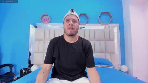 Snapshot of garcia_jacob_ chatting on December 14, 12:32 pm garcia_jacob_ online show from December 14, 12:32 pm