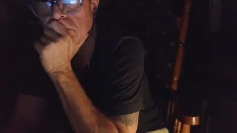 garnettrobert438 online show from July 2, 2:33 am