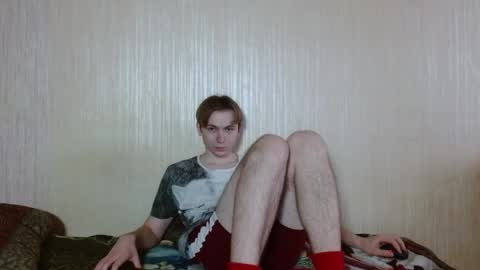 Snapshot of gary_snail33257 chatting on October 5, 1:31 pm meow online show from October 5, 1:31 pm
