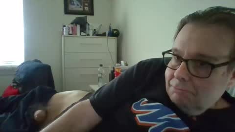 Gary online show from March 6, 9:42 pm