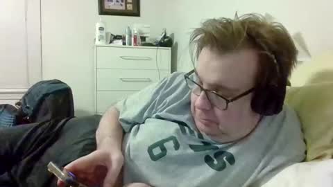 Gary online show from October 27, 3:32 am