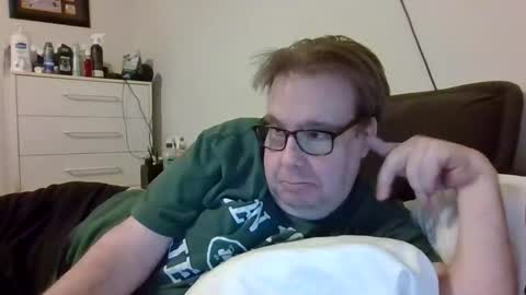 Gary online show from December 22, 2:19 am