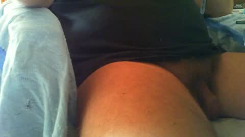 Snapshot of garyjones007 chatting on February 2, 1:41 pm garyjones007 online show from February 2, 1:41 pm