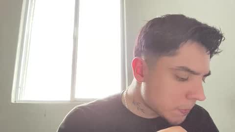 garypinepineapple online show from April 23, 10:12 pm