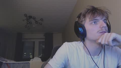 Snapshot of gasturfahe chatting on January 29, 9:28 pm gasturfahe online show from January 29, 9:28 pm