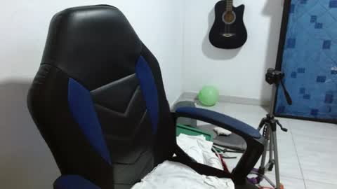 katia online show from June 24, 1:04 am