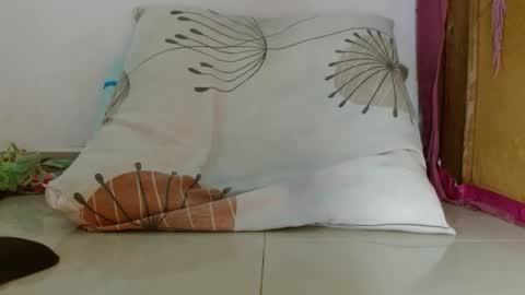 gatito02139159 online show from December 2, 9:54 pm