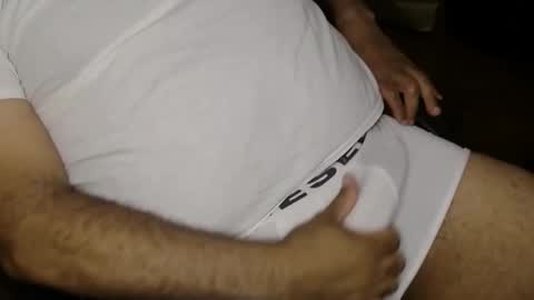 Snapshot of gato27cam chatting on March 25, 9:54 pm Marco online show from March 25, 9:54 pm