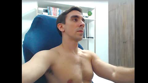 gatosarado23 online show from September 10, 1:38 am