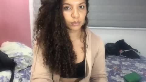 gatubelahotxxx online show from September 30, 11:43 pm