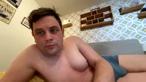 gay2914 online show from February 9, 9:30 pm