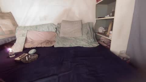 Snapshot of gayrobbin chatting on October 8, 9:51 am gayrobbin online show from October 8, 9:51 am