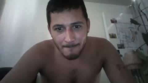 Snapshot of gaysluttyboy97ff chatting on May 26, 9:16 am gaysluttyboy97ff online show from May 26, 9:16 am
