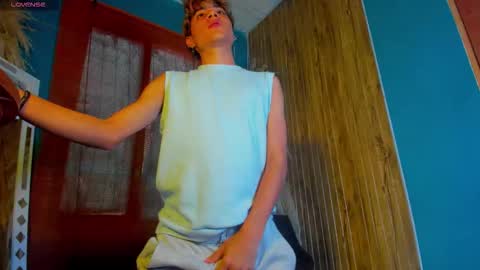 Snapshot of gaze_dream chatting on December 4, 1:31 pm HAN online show from December 4, 1:31 pm