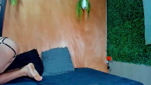 Snapshot of gaze_dream chatting on March 24, 12:04 am HAN online show from March 24, 12:04 am