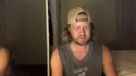 Snapshot of gcsurfer81 chatting on October 13, 8:14 am gcsurfer81 online show from October 13, 8:14 am