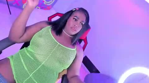 Snapshot of geanna_rose chatting on January 7, 5:12 am geanna_rose online show from January 7, 5:12 am