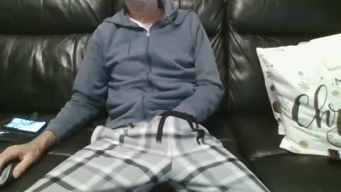 geeezer64 online show from December 2, 2:09 am
