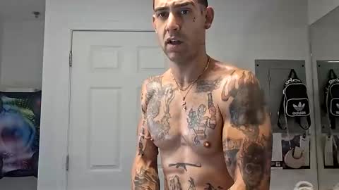 Zanecubano online show from October 2, 6:04 pm