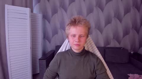 Snapshot of gekz_eles chatting on March 24, 3:17 pm GEKZ online show from March 24, 3:17 pm