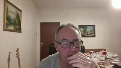 gelaktiv online show from December 1, 9:59 pm