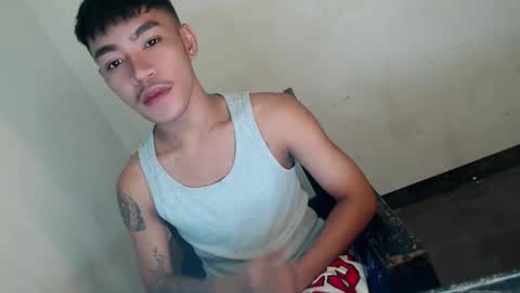 Snapshot of gelluxxx chatting on March 23, 4:00 pm gelo online show from March 23, 4:00 pm