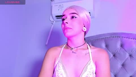 Snapshot of gemarodriguez_ chatting on February 15, 4:58 am Gemma online show from February 15, 4:58 am