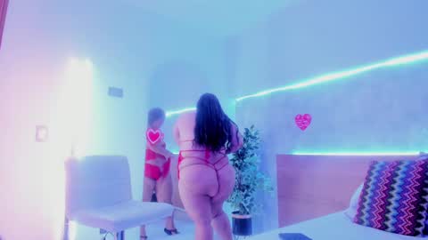 geminis muentes online show from February 22, 9:48 pm