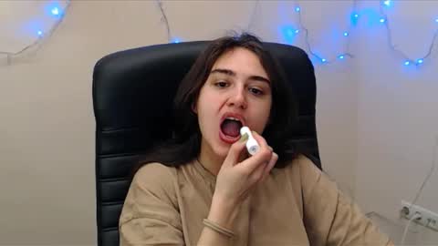 Gemma online show from March 5, 6:12 am