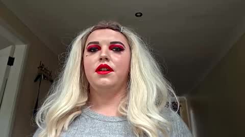 gemmaquinzel online show from October 18, 11:11 am