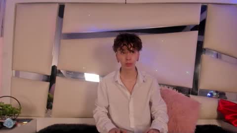 Genesis online show from December 5, 4:54 am