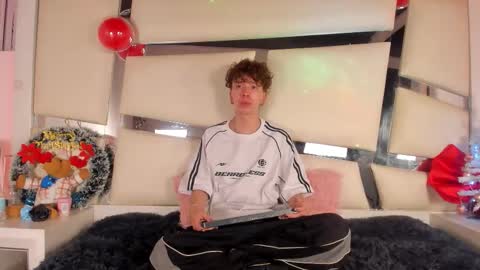 Genesis online show from December 18, 4:07 am